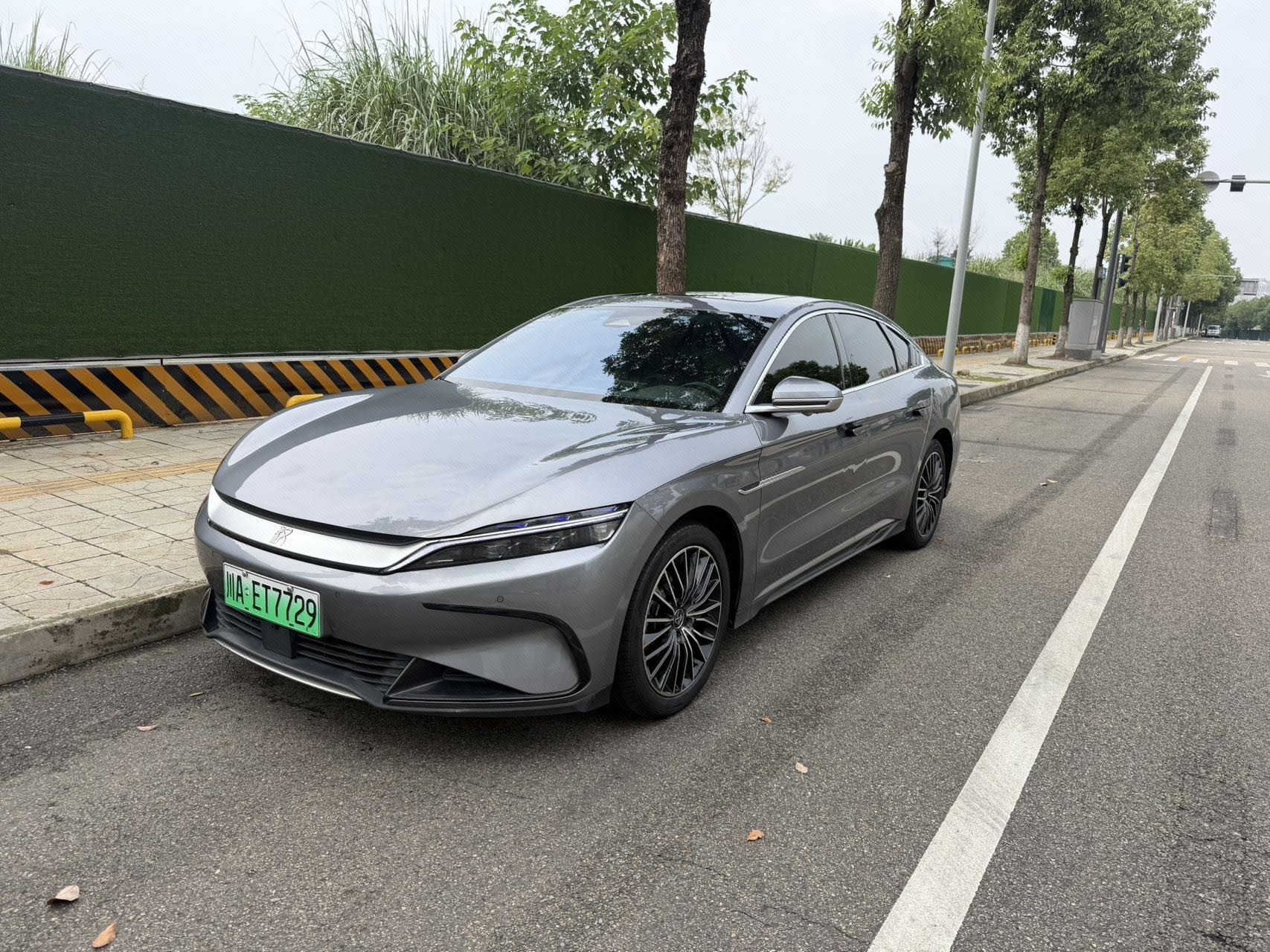 BYD Han 2023 BYD Han 2023 car image