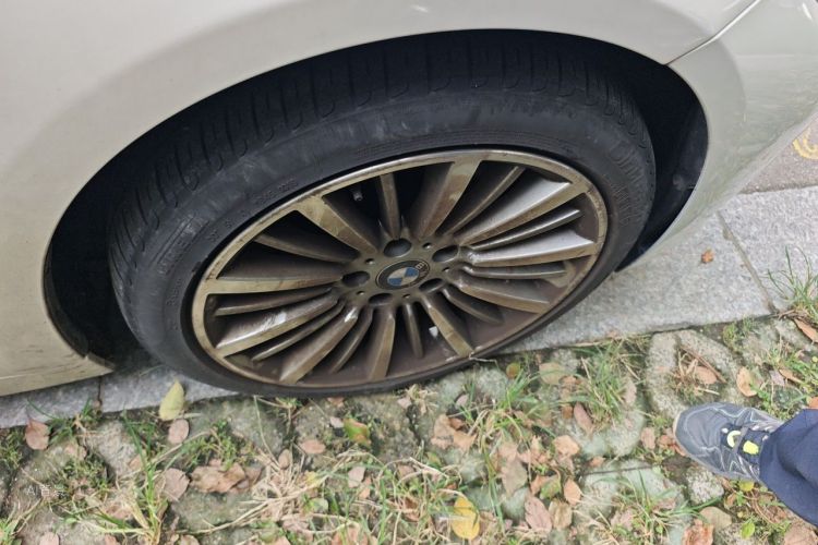 BMW 3 Series 2019 #9 BMW 3 Series 2019 car image #9
