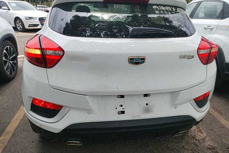 GEELY Emgrand GS 2016 صورة سيارة #6