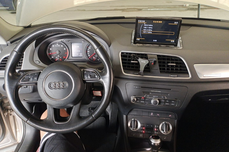 Audi Q3 2015 #10 Audi Q3 2015 immagine di auto #10