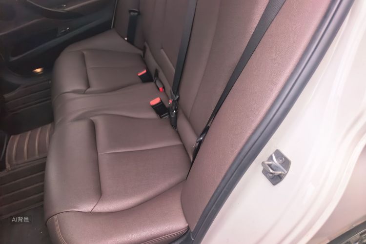 BMW 3 Series 2019 imagen de coche #19