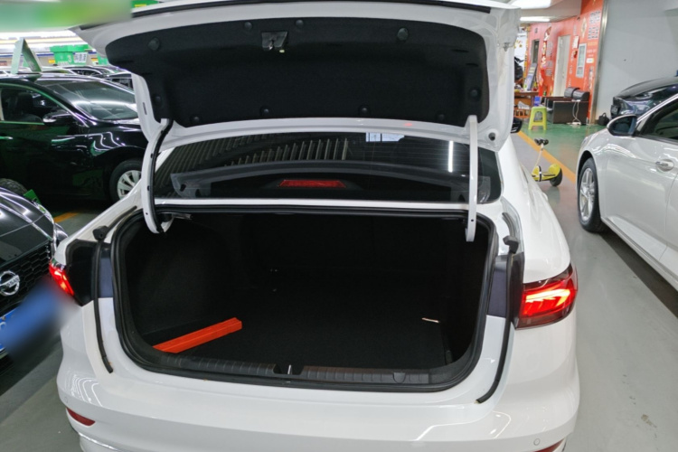 GEELY Emgrand 2023 #19 GEELY Emgrand 2023 car image #19