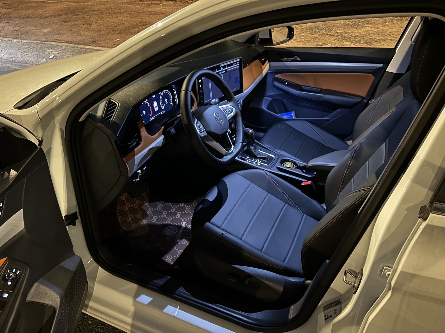 2025 #2 2025 car image #2