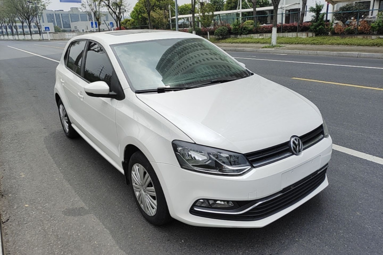 Volkswagen Polo 2017 car image #4