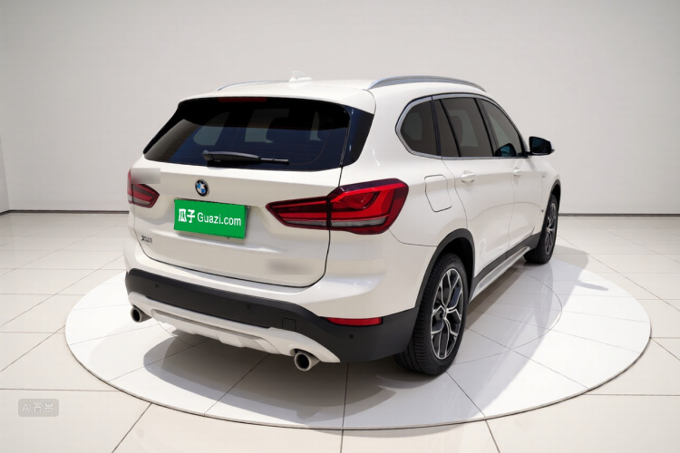 BMW X1 2022 car image #7