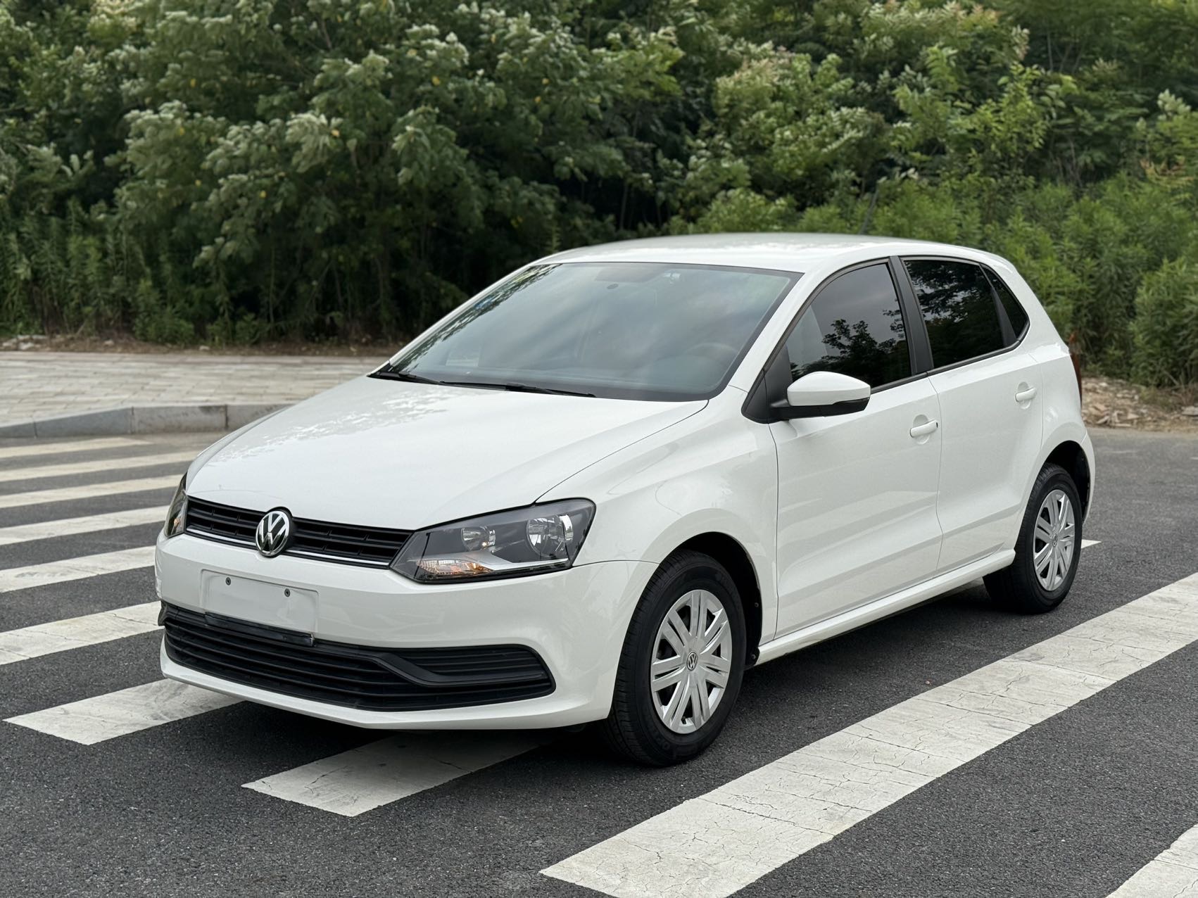 Volkswagen Polo 2018 Volkswagen Polo 2018 car image
