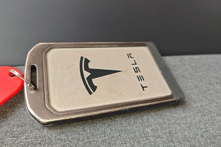 Tesla Model 3 2024 #14 Tesla Model 3 2024 car image #14