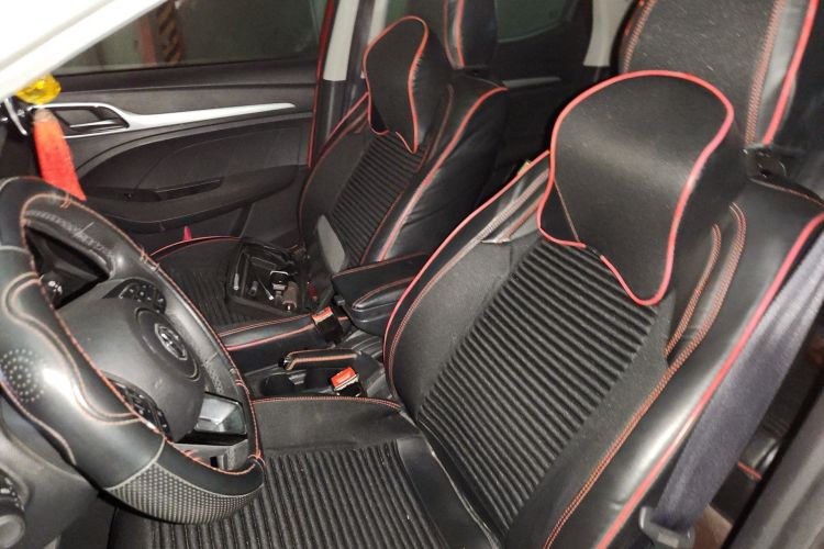 MG ZS 2017 #19 MG ZS 2017 car image #19