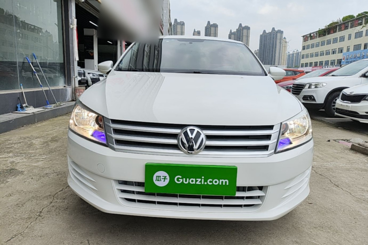 Volkswagen Santana 2016 car image #3