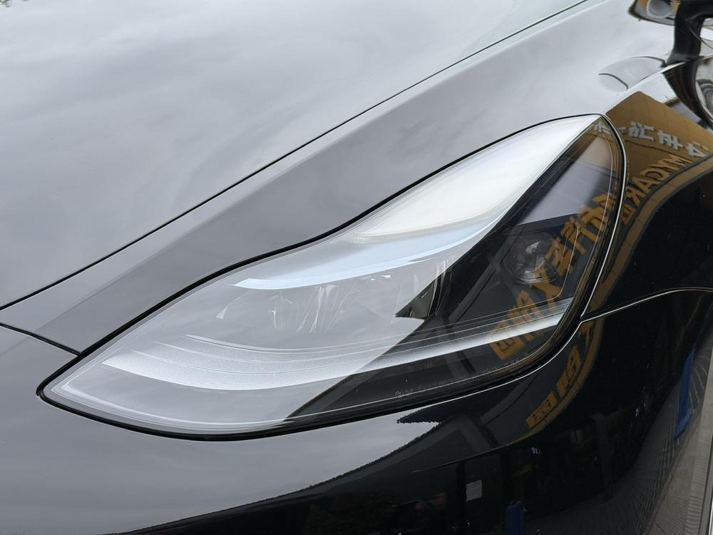 Tesla Model Y 2022 #9 Tesla Model Y 2022 car image #9