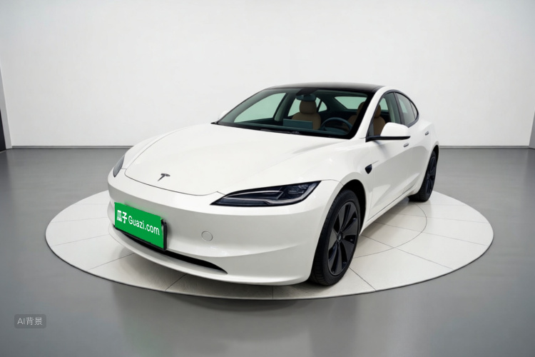 Tesla Model 3 2025 car image #2