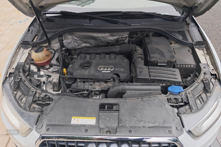 Audi Q3 2015 #22 Audi Q3 2015 car image #22