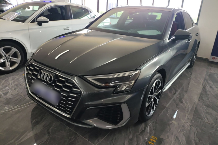 Audi A3 2021 car image #2