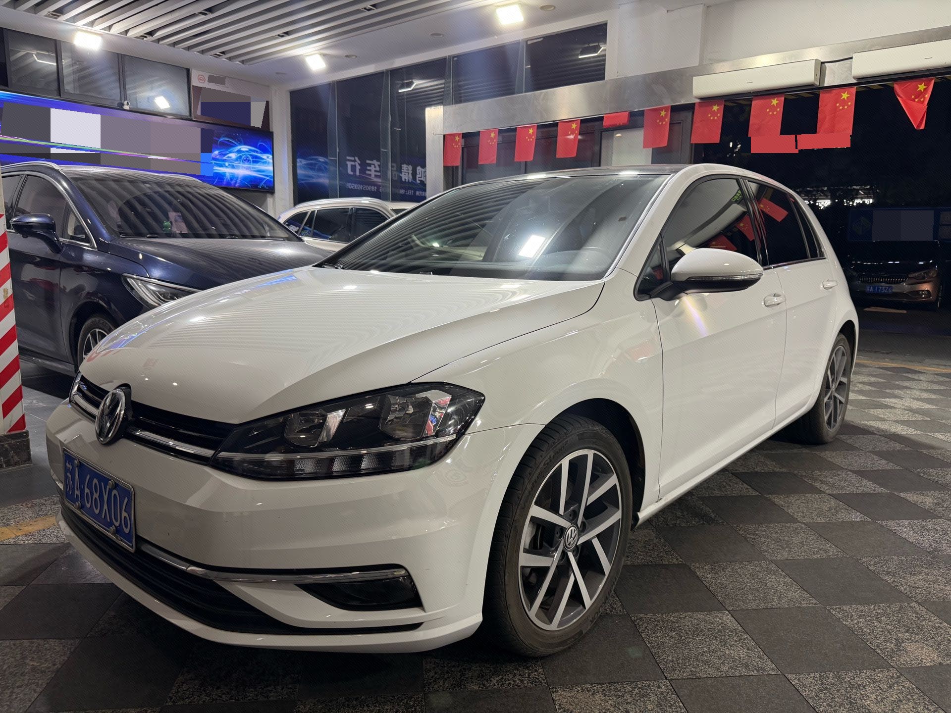 2020 2020 car image