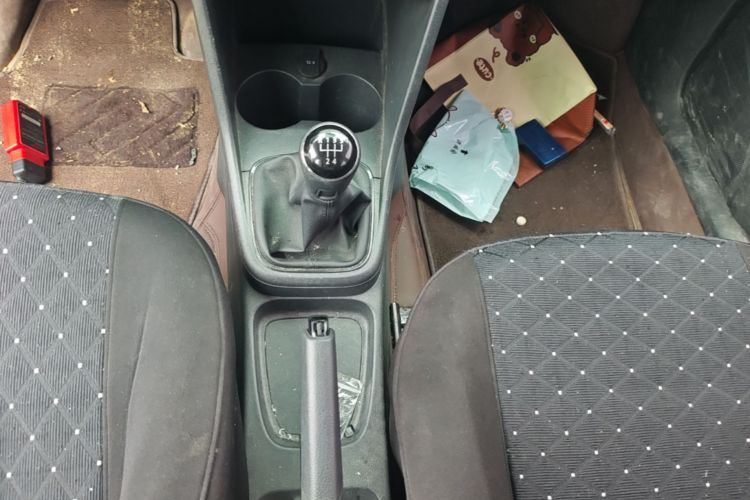 Volkswagen Polo 2017 #14 Volkswagen Polo 2017 car image #14