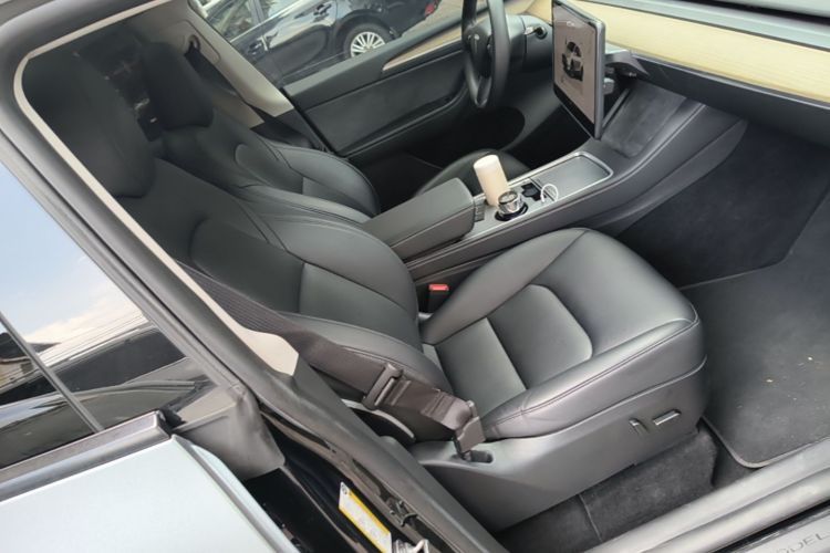 Tesla Model Y 2023 #24 Tesla Model Y 2023 car image #24