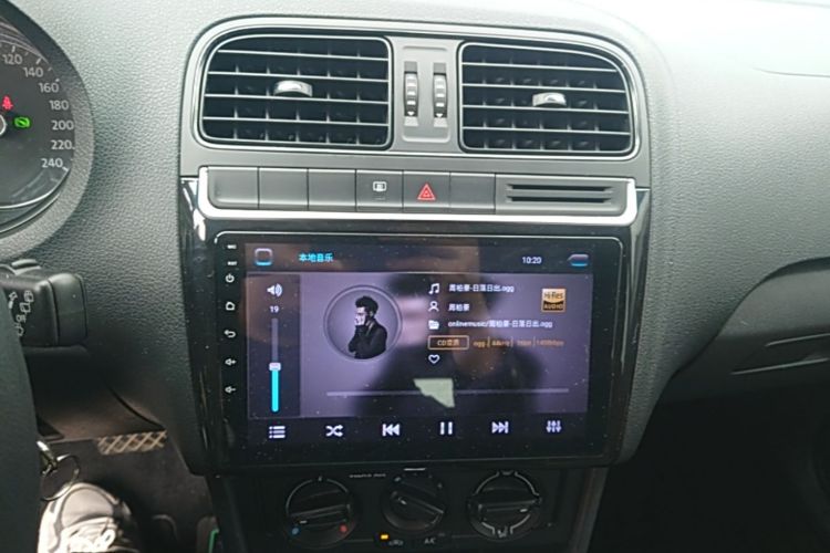 Volkswagen Polo 2016 #13 Volkswagen Polo 2016 car image #13