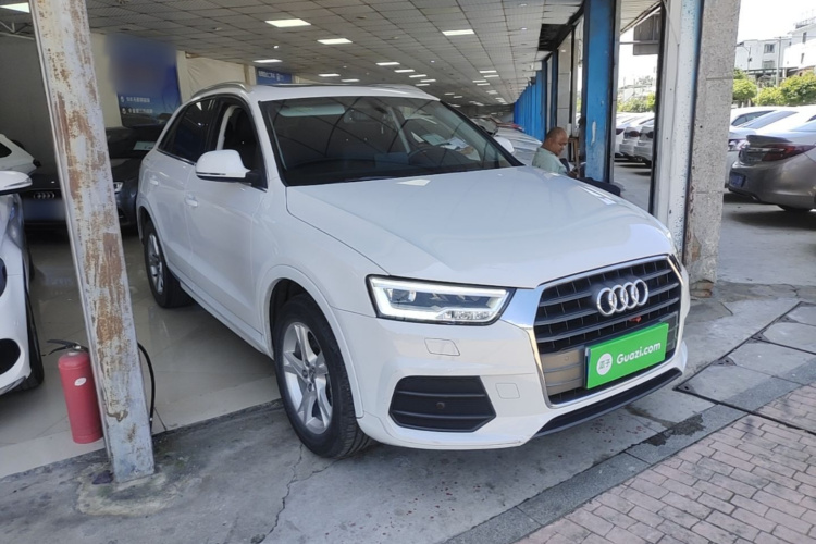 Audi Q3 2018 #4 Audi Q3 2018 car image #4