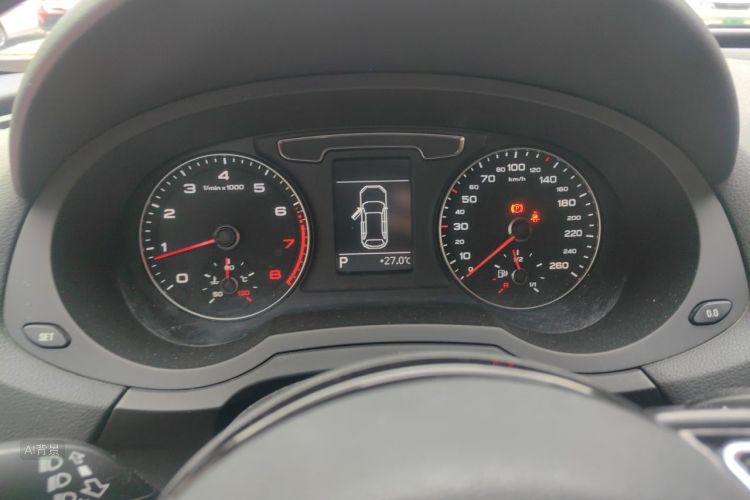 Audi Q3 2016 #13 Audi Q3 2016 car image #13