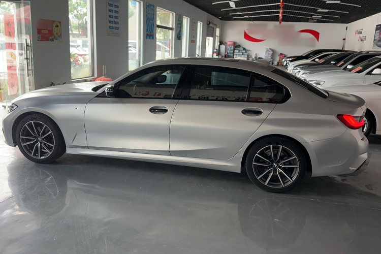 BMW 3 Series 2020 #5 BMW 3 Series 2020 car image #5