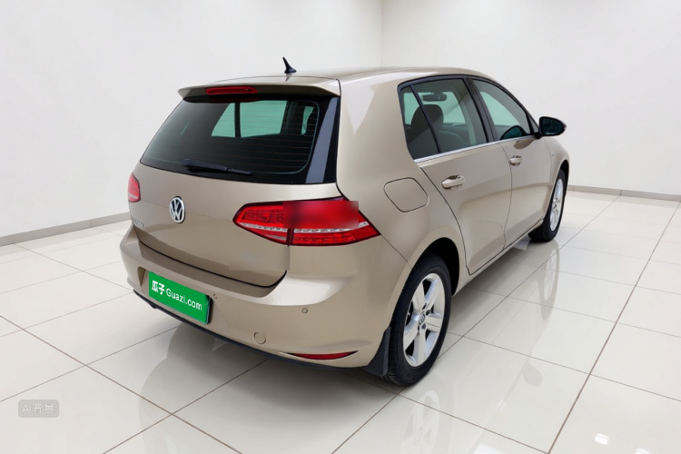 Volkswagen Golf 2015 car image #7