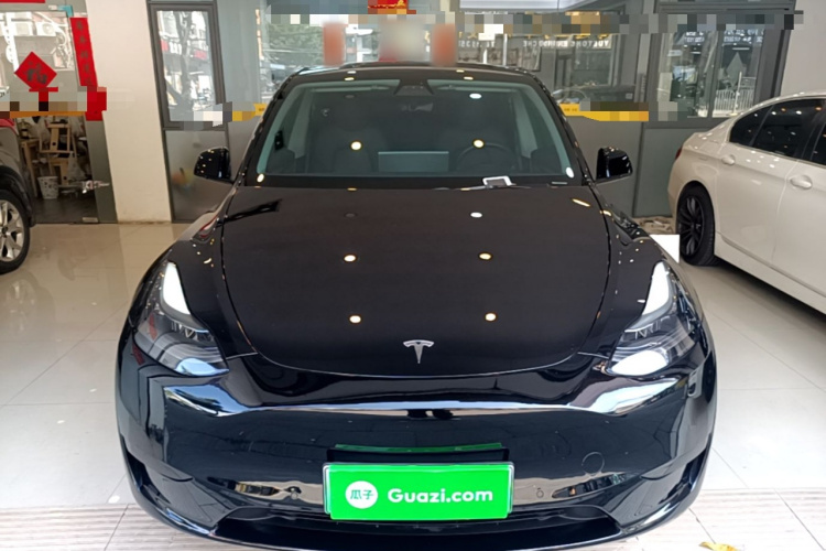 Tesla Model Y 2022 car image #3