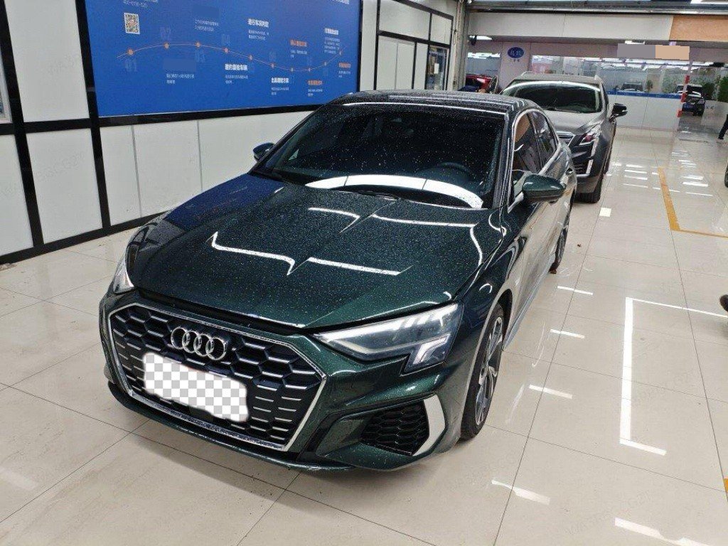 2023 immagine di auto 