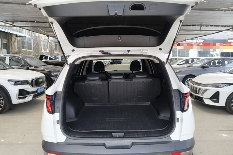 Hyundai Tucson 2023 car image #19
