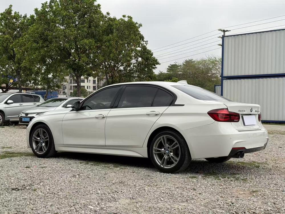 BMW 3 Series 2018 #5 BMW 3 Series 2018 car image #5