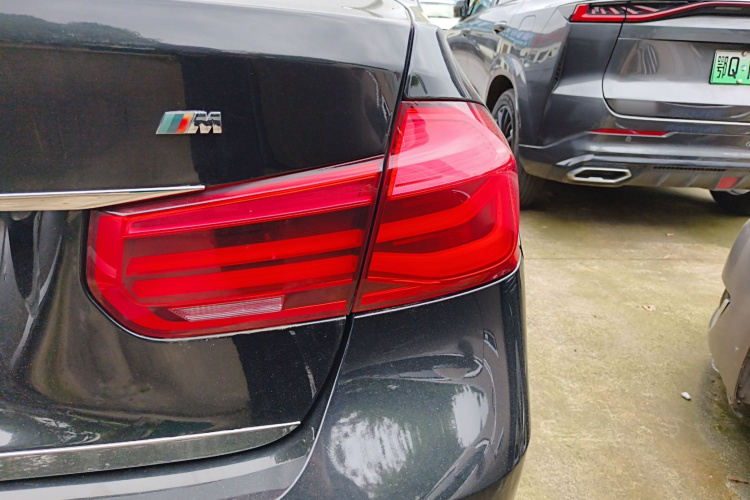 BMW 3 Series 2017 imagen de coche #8