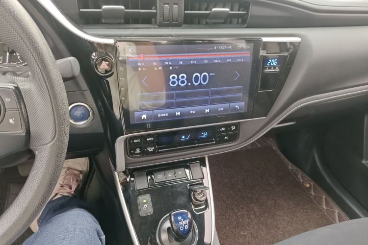 Toyota Corolla Hybird E+ 2021 immagine di auto #13