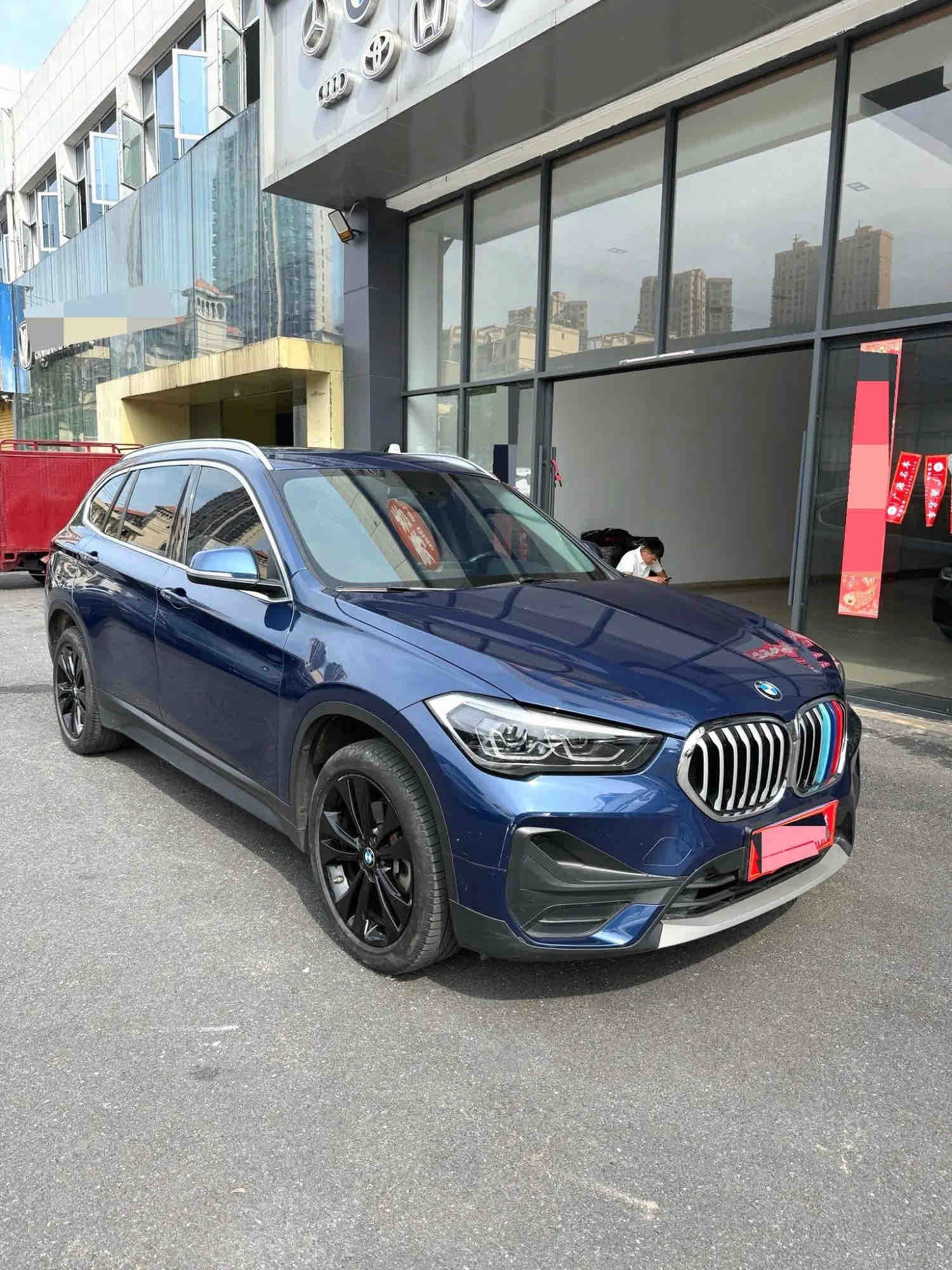 BMW X1 2021 car image #2