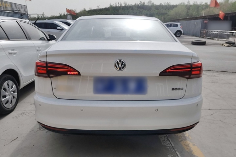 Volkswagen Bora 2020 car image #4