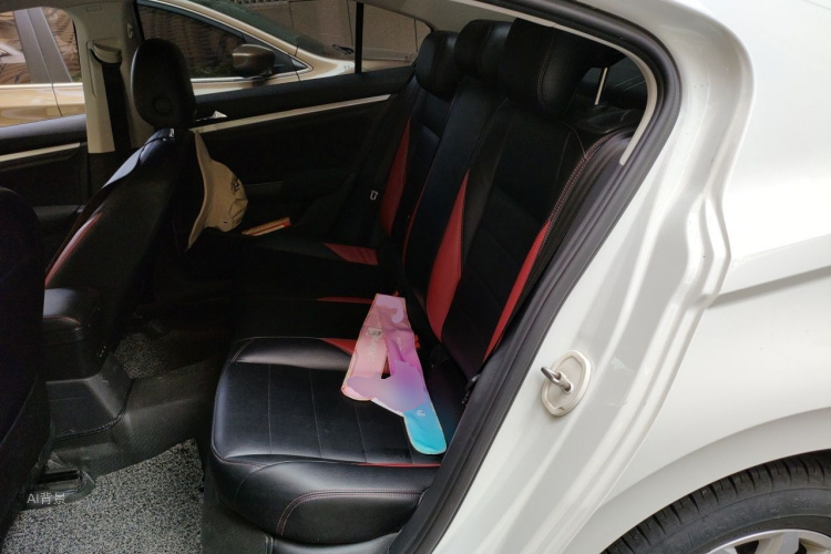 Volkswagen Bora 2019 immagine di auto #19