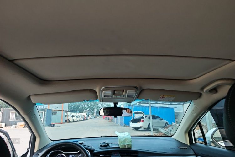 GEELY Emgrand GS 2018 car image #20
