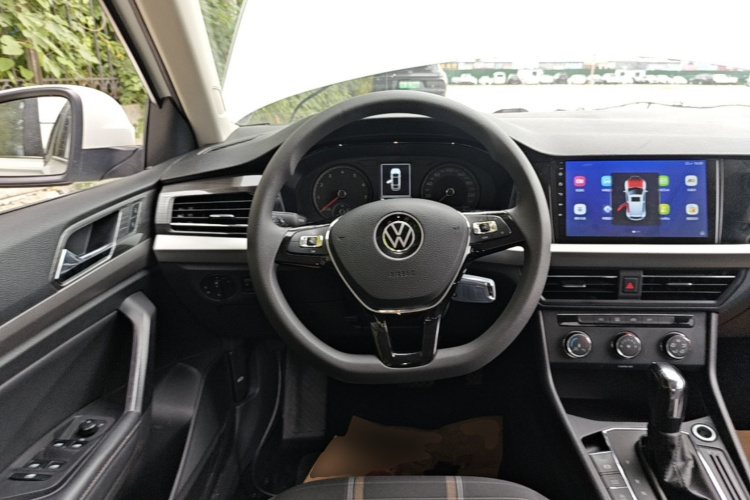 Volkswagen Lavida 2020 car image #11