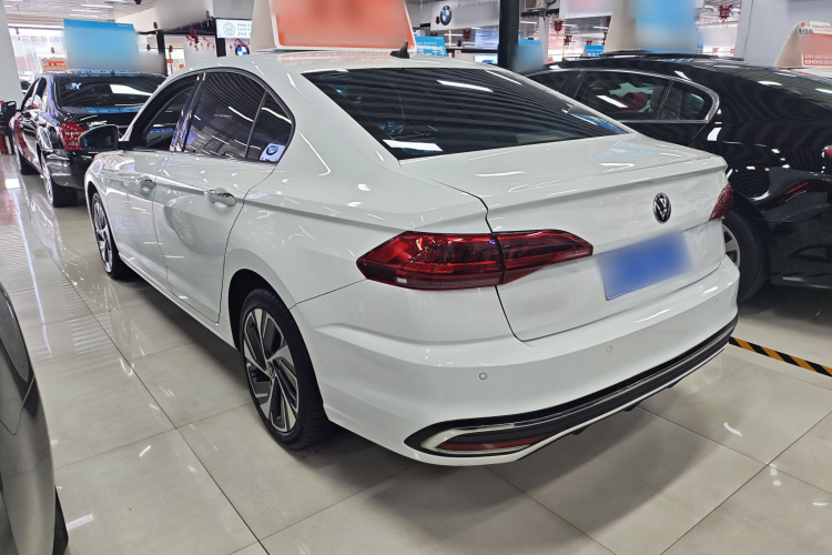 Volkswagen Bora 2023 car image #5