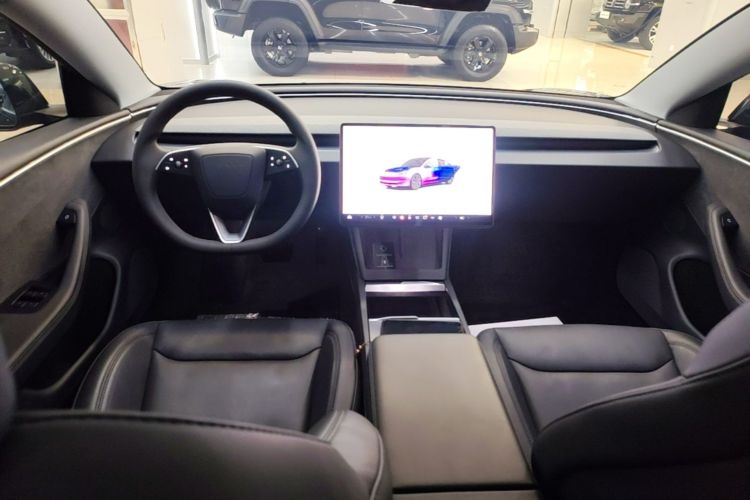Tesla Model 3 2024 #11 Tesla Model 3 2024 car image #11