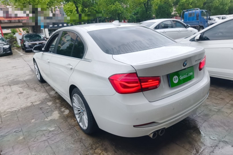 BMW 3 Series 2018 car image #5