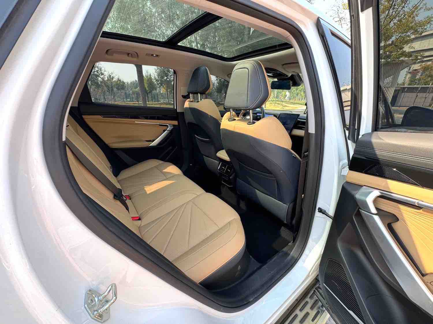 GEELY Boyue L 2023 #9 GEELY Boyue L 2023 immagine di auto #9