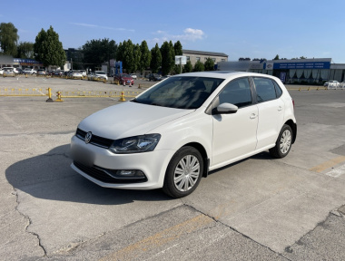 Volkswagen Polo 2016 car image 