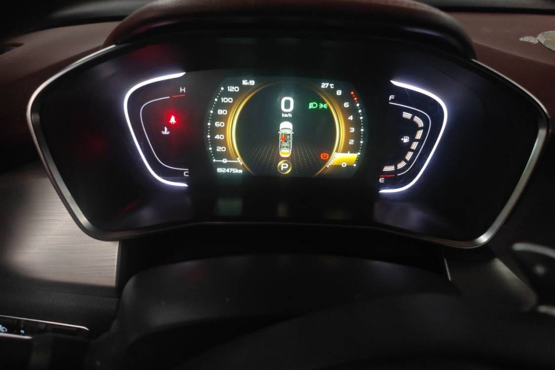 GEELY Coolray 2019 صورة سيارة #24
