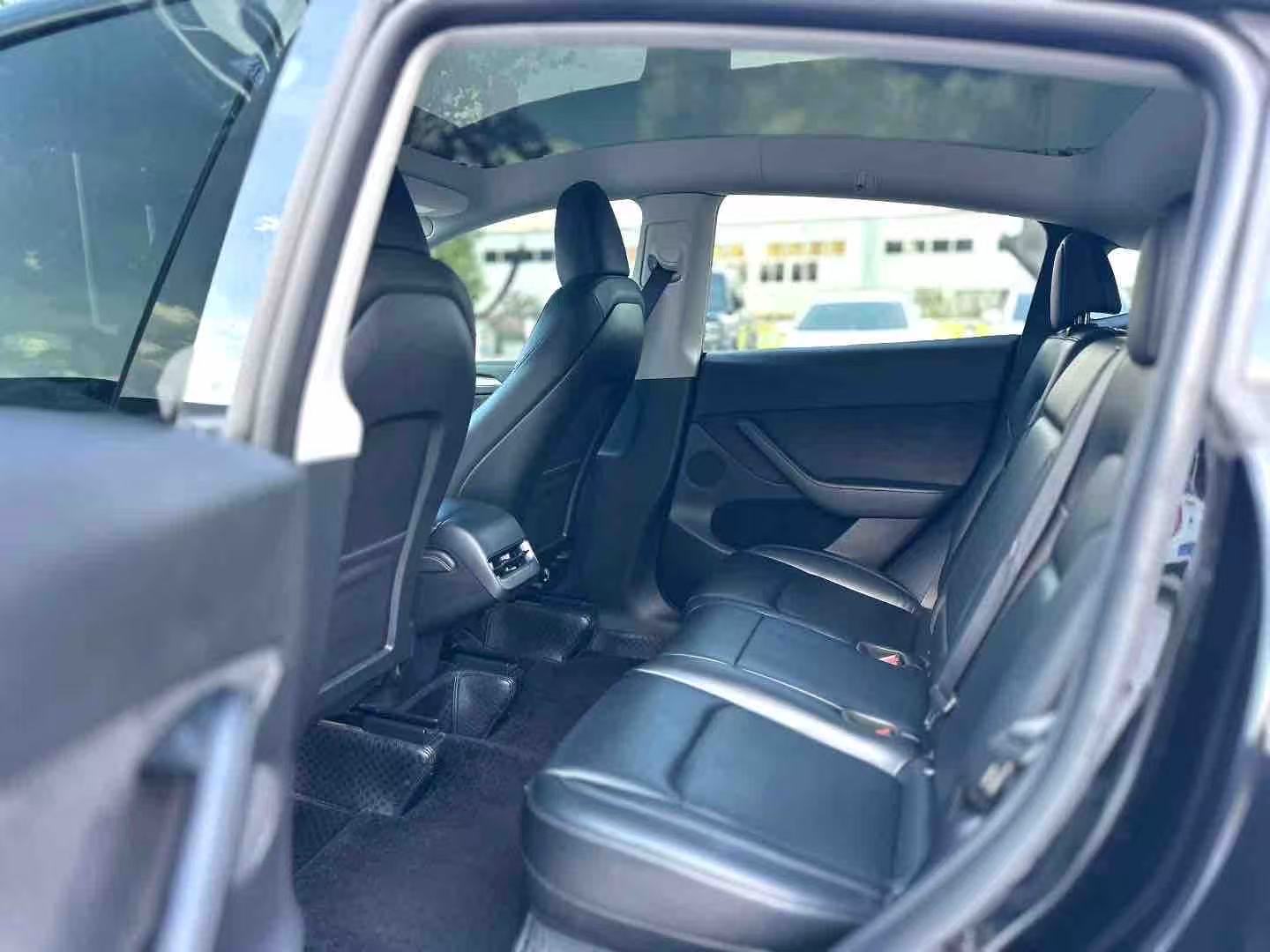 Tesla Model Y 2021 #3 Tesla Model Y 2021 car image #3