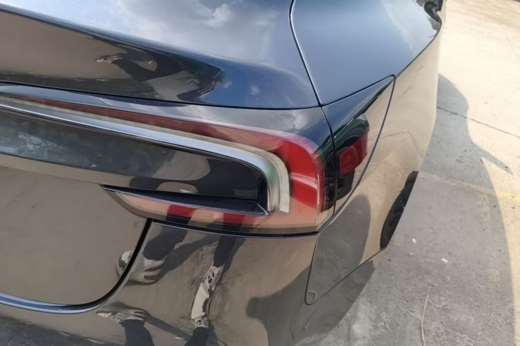 Tesla Model 3 2024 #8 Tesla Model 3 2024 صورة سيارة #8