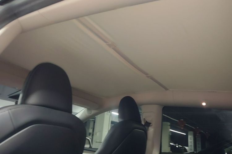 Tesla Model Y 2023 #18 Tesla Model Y 2023 car image #18