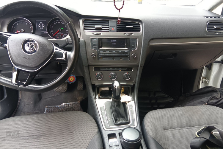 Volkswagen Golf 2015 imagen de coche #11