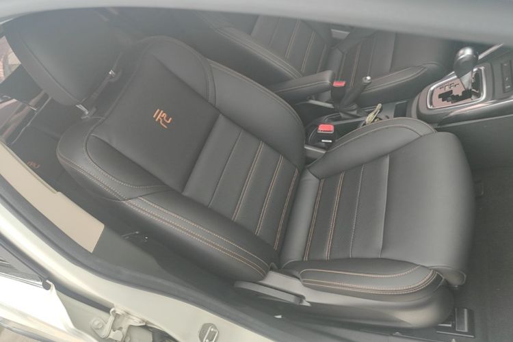BYD Yuan 2018 #24 BYD Yuan 2018 car image #24