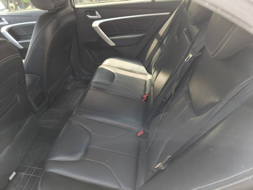GEELY Emgrand 2016 #7 GEELY Emgrand 2016 immagine di auto #7