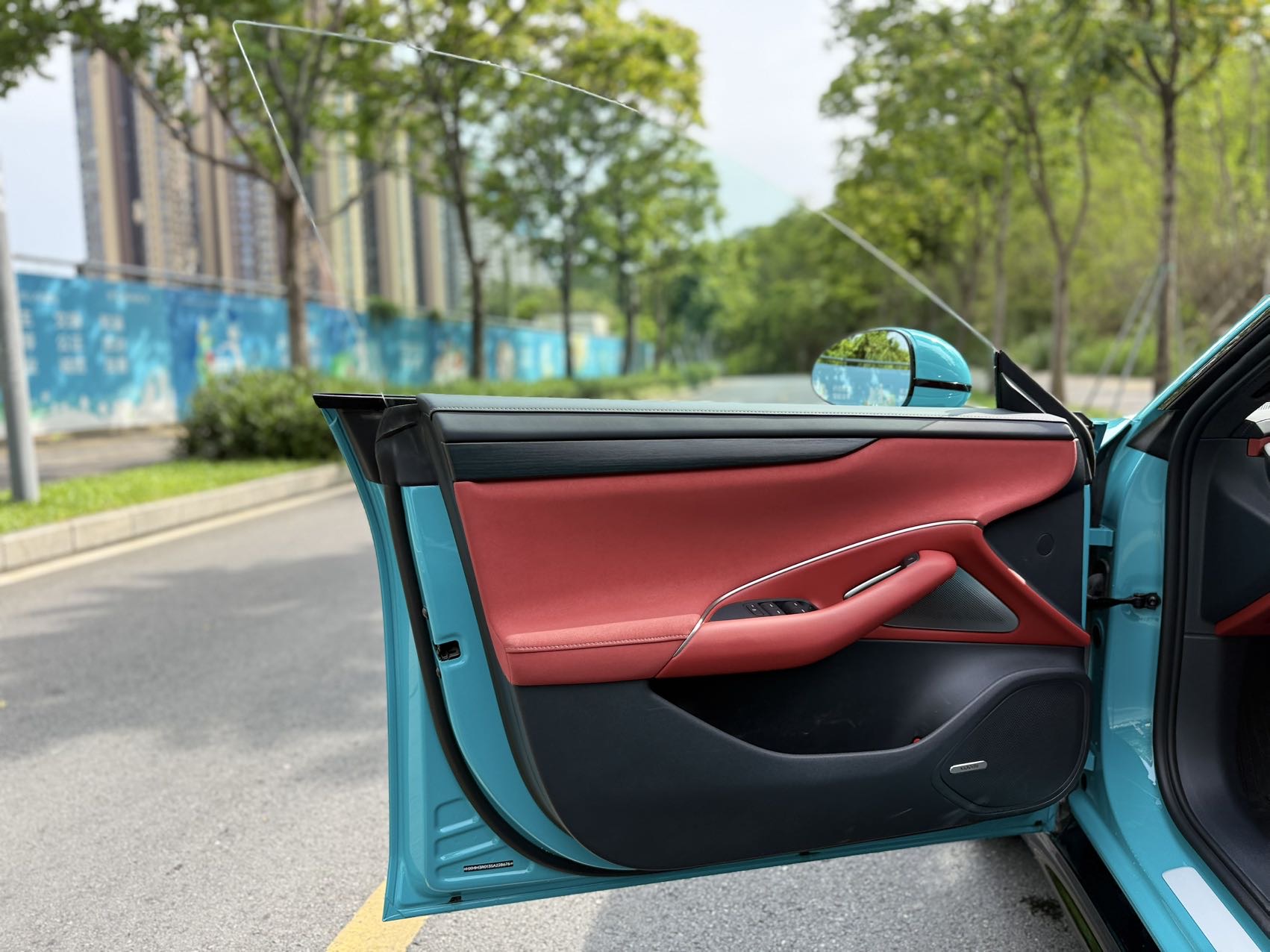 MI SU7 2025 car image #7