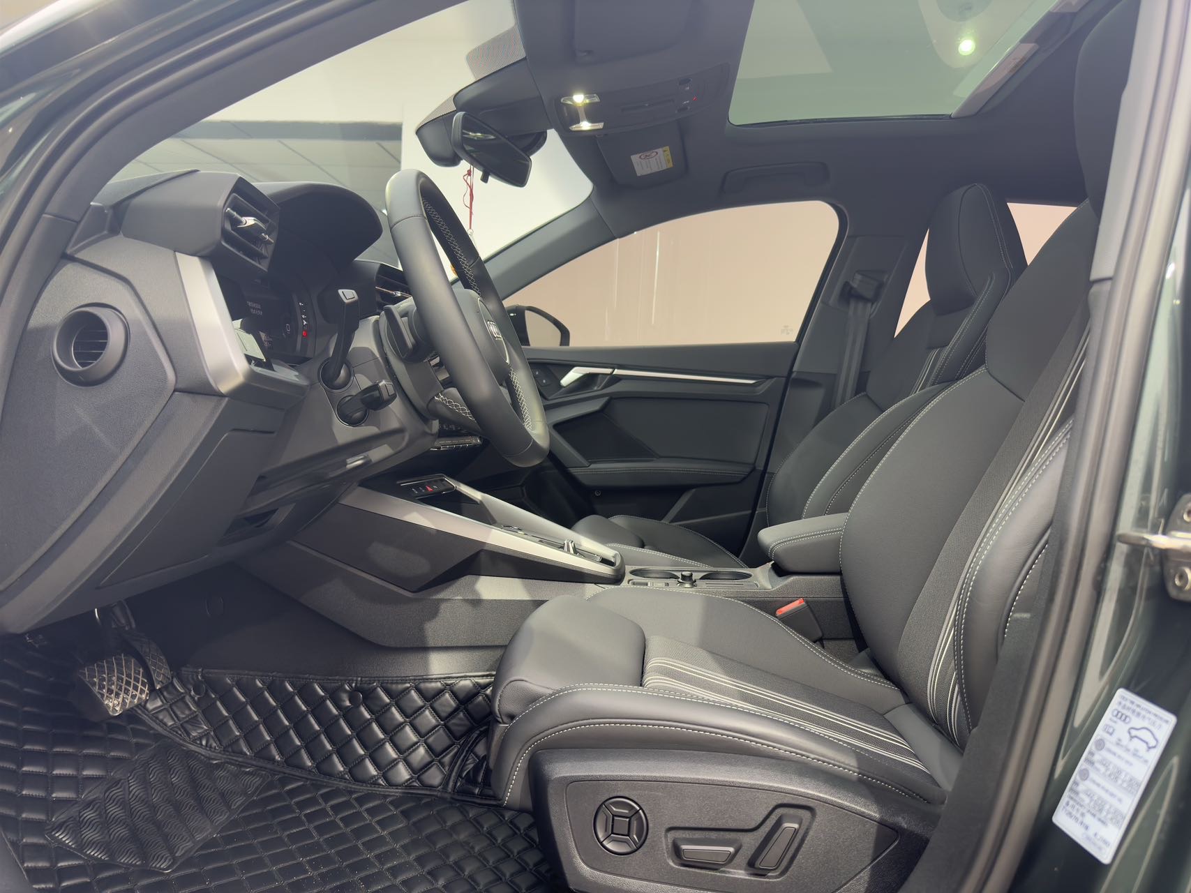 Audi A3 2023 car image #7